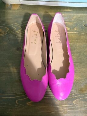 The French Sole FS/NY scalloped ballet flats size 8 1/2